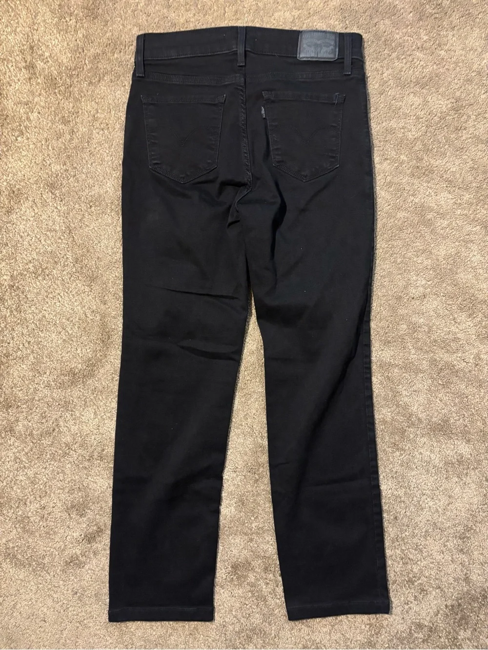 Levi’s 314 Shaping Straight Jeans Women’s 28x32 Black High Rise Denim Size 6